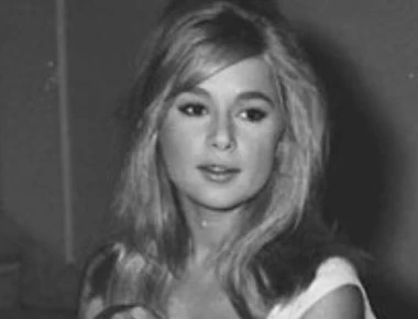 Όταν η Αλίκη Βουγιουκλάκη έκατσε στο εδώλιο της κατηγορούμενης σε δίκη (φώτο)